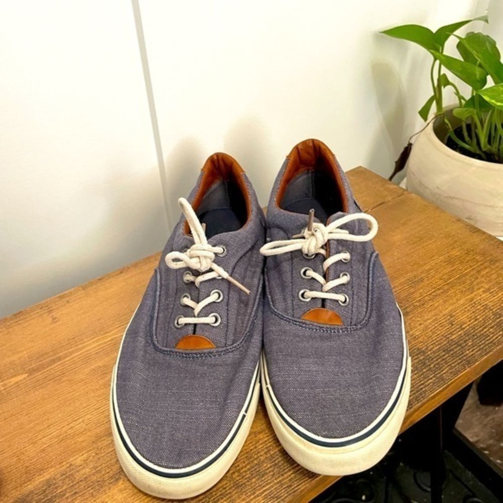 GH Bass‎ & Co. Navigate 7M Shoes Color Demin Blue Boating Nautical Coastal Vibes